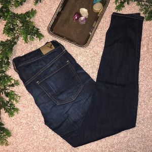 American Eagle - Tomgirl Dark Wash Jeans - Size 4L